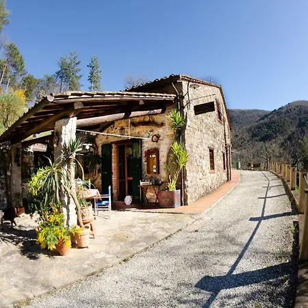 Typical Tuscan Old Stone House